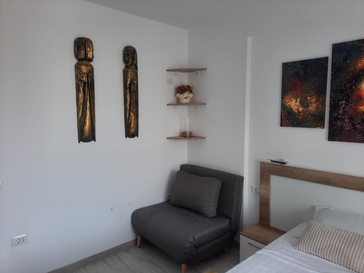 Beach Residence 10 Metri Pana La Plaja Năvodari Kültér fotó