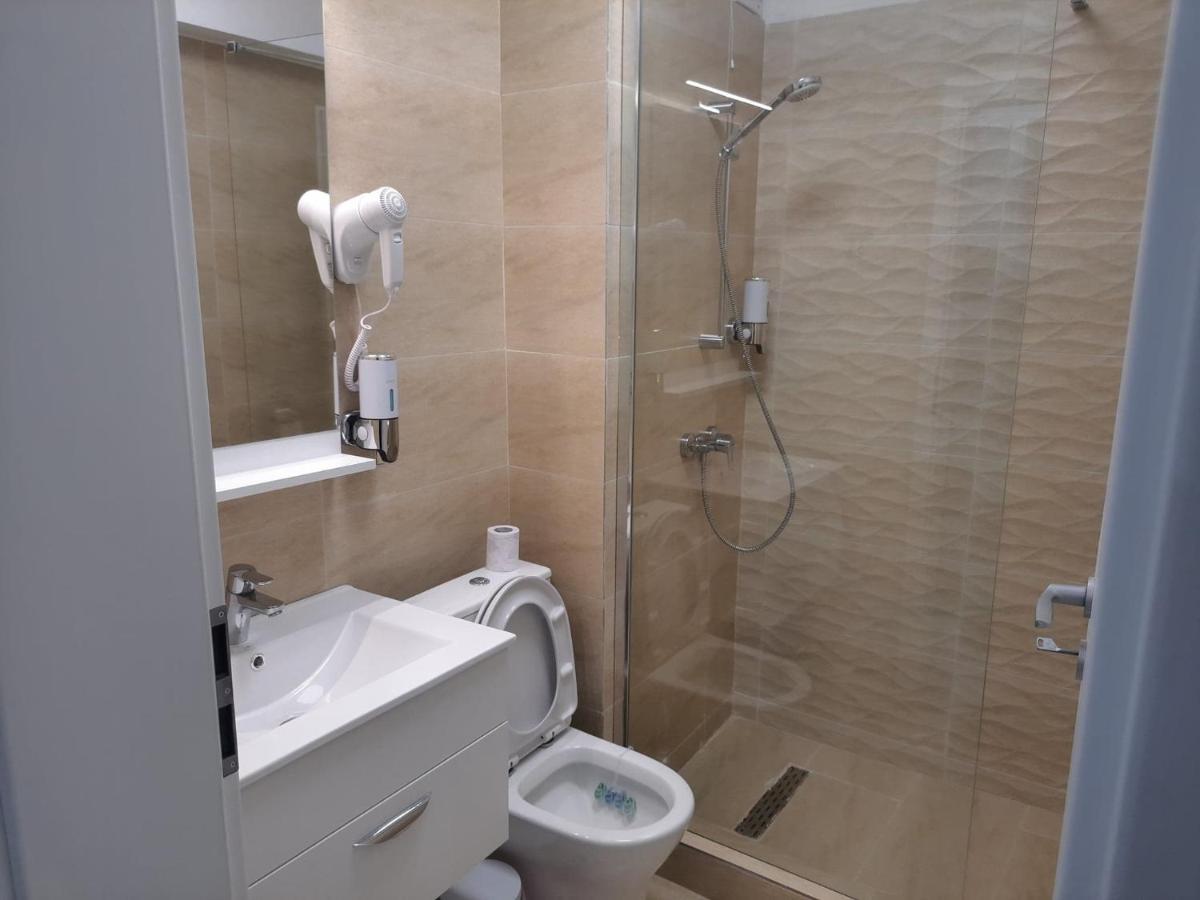 Beach Residence 10 Metri Pana La Plaja Năvodari Kültér fotó